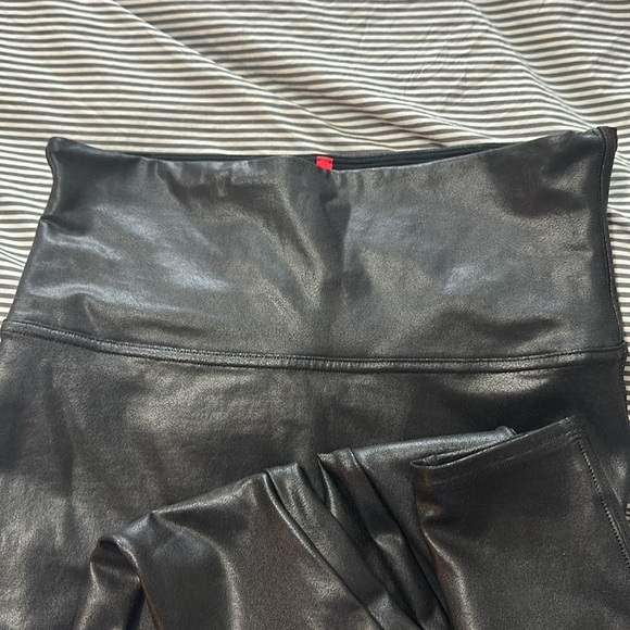Spanx Pleather Legging - Picture 4 of 4